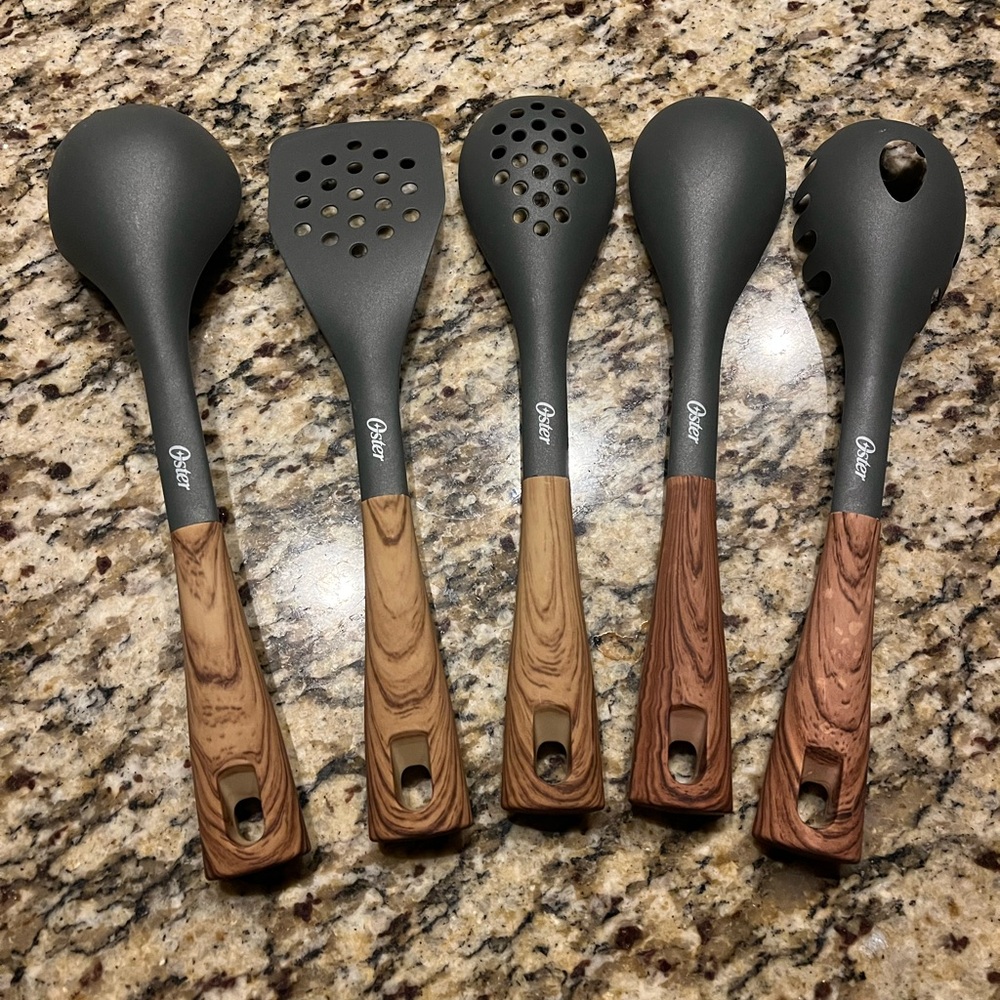 Oster Black and Brown Kitchen Utensil Set
